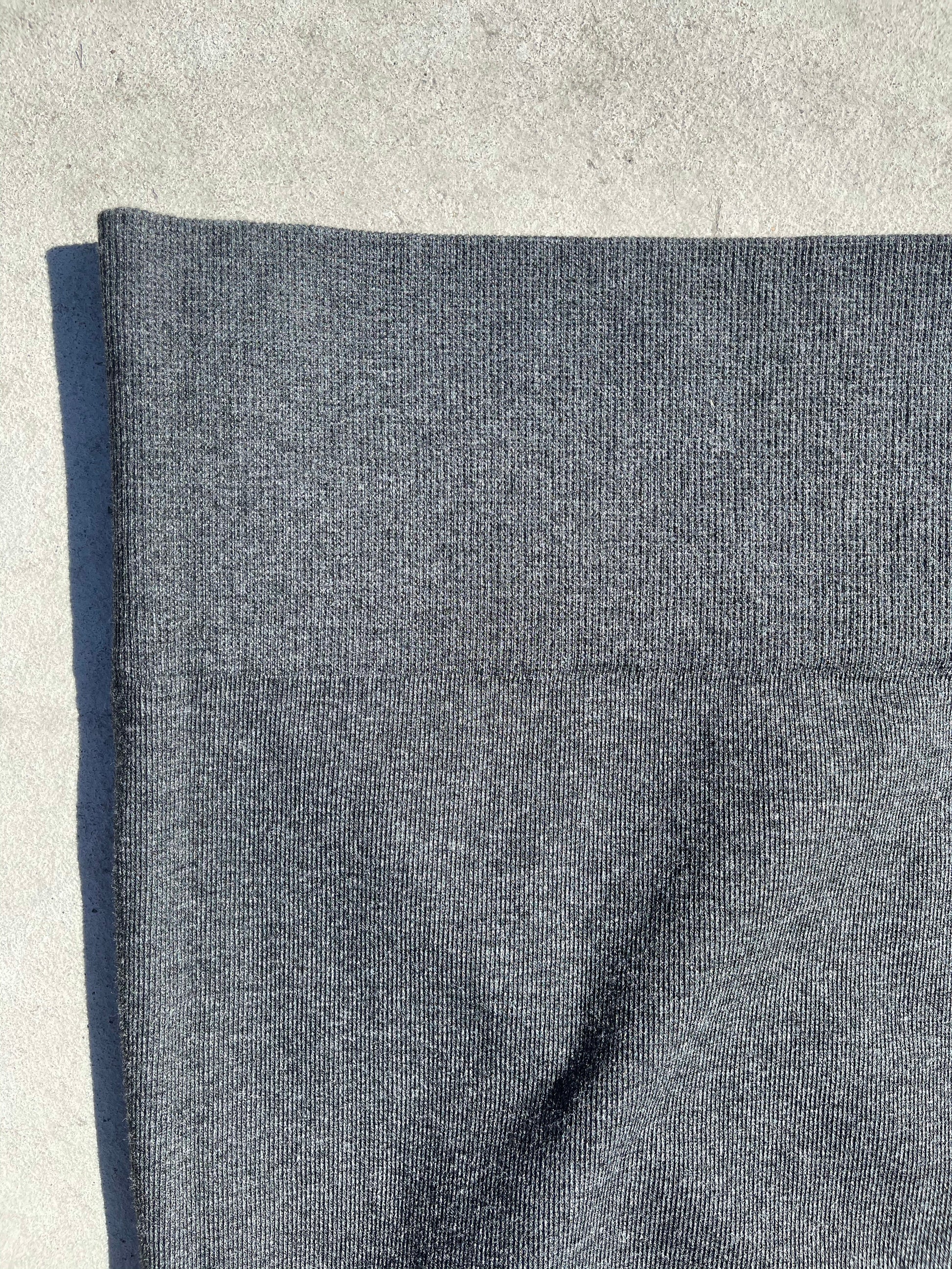 Must have compressed leggings PLUS size (charcoal)