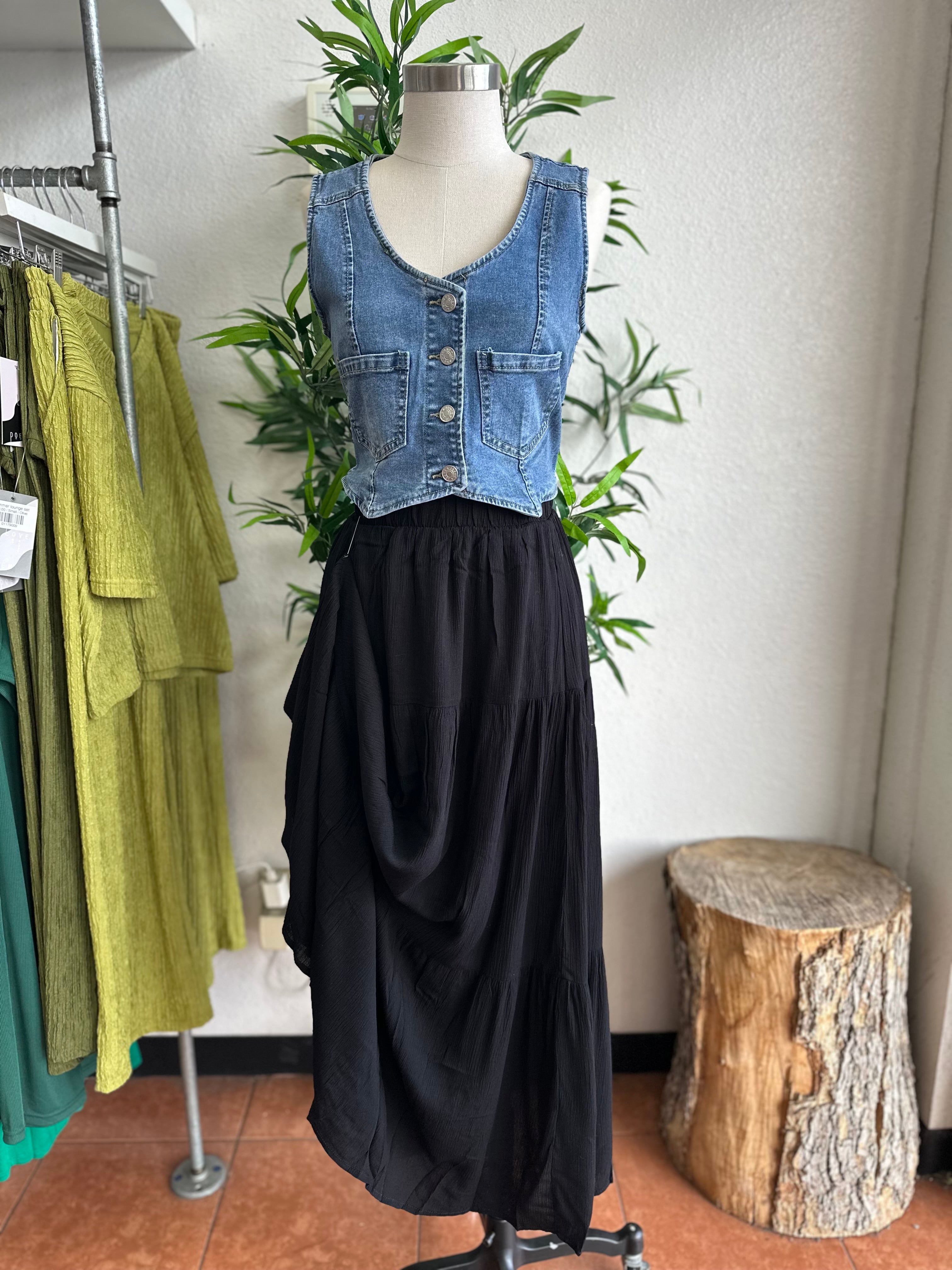 Timeless maxi skirt