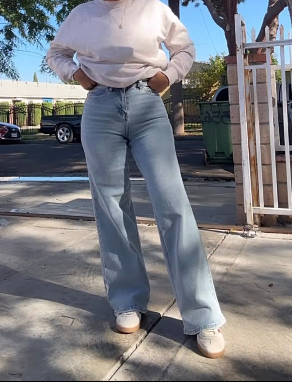Baggy fit denim light wash