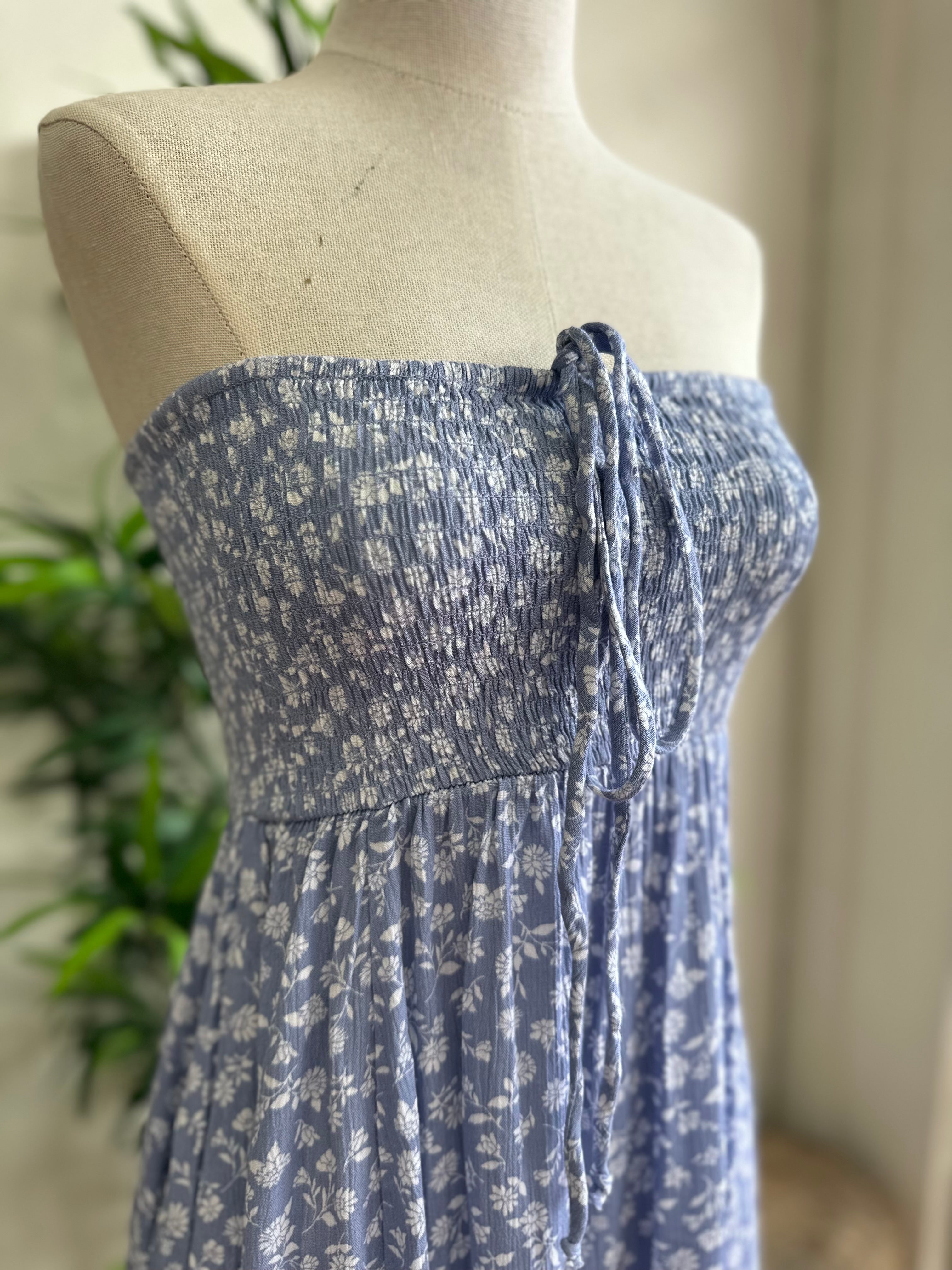 Halter maxi dress (blue)