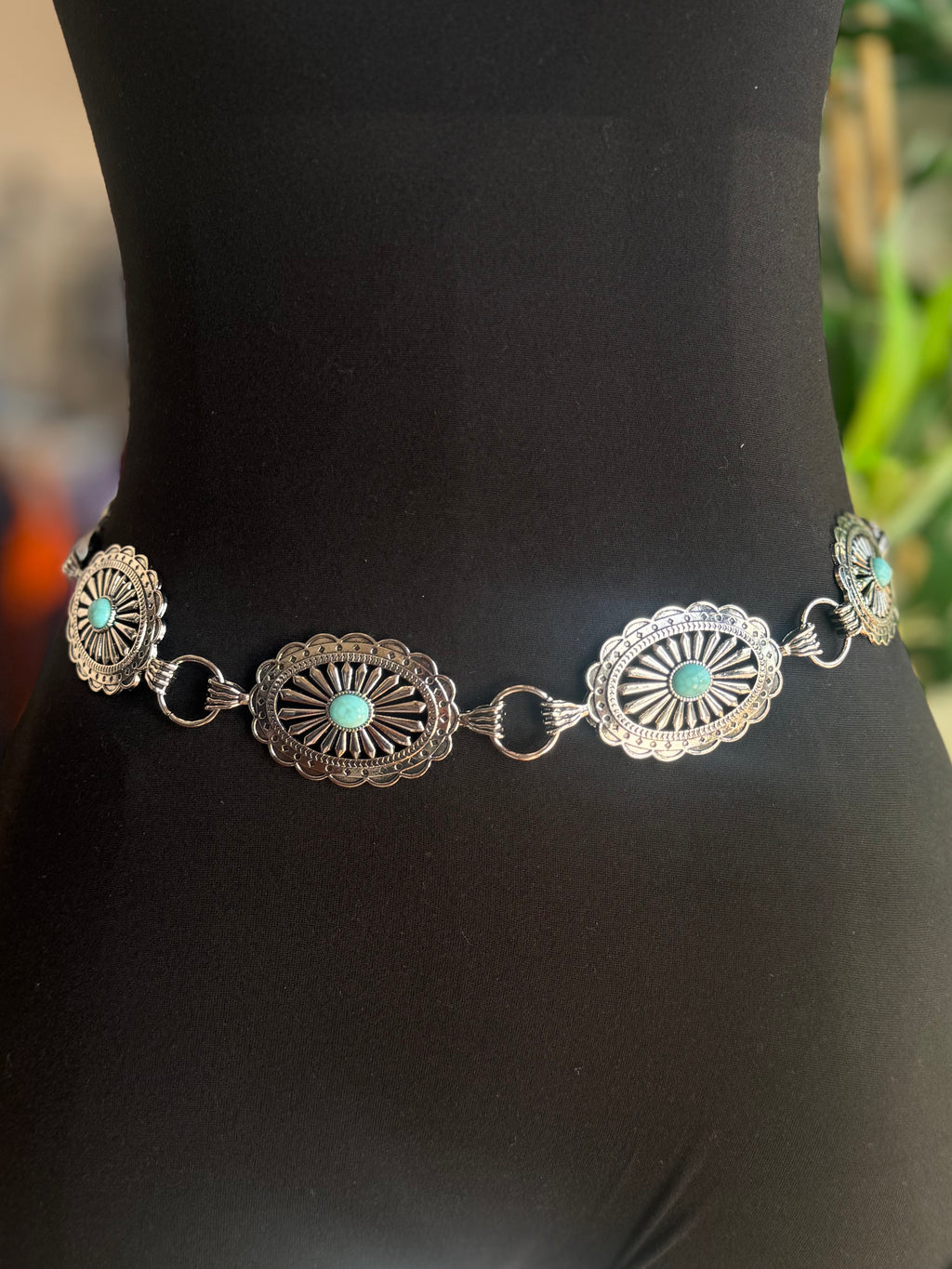 Western Oval Linked Concho Chain Belt (Turquoise Stones)