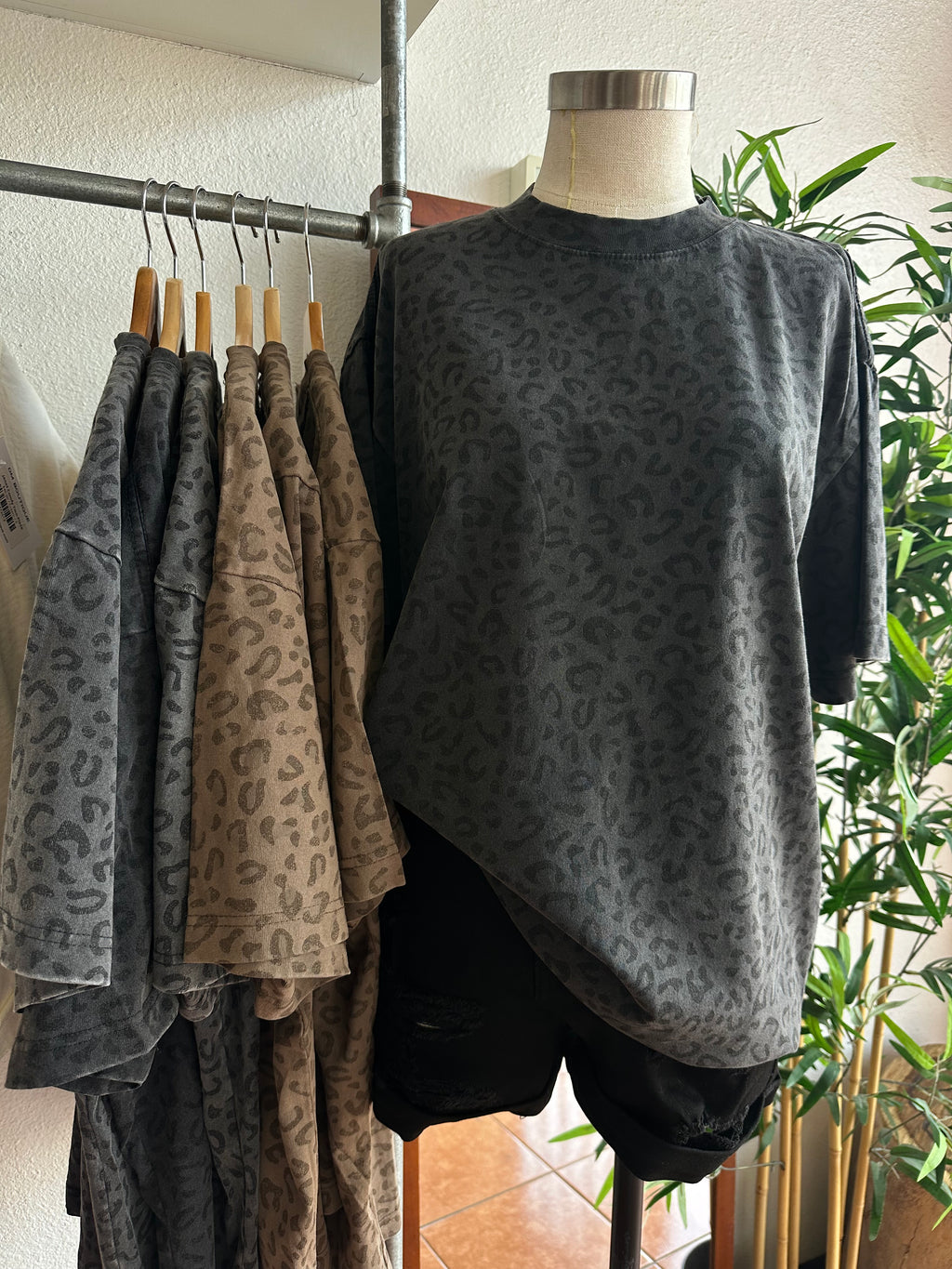 Leopard print oversized t shirt