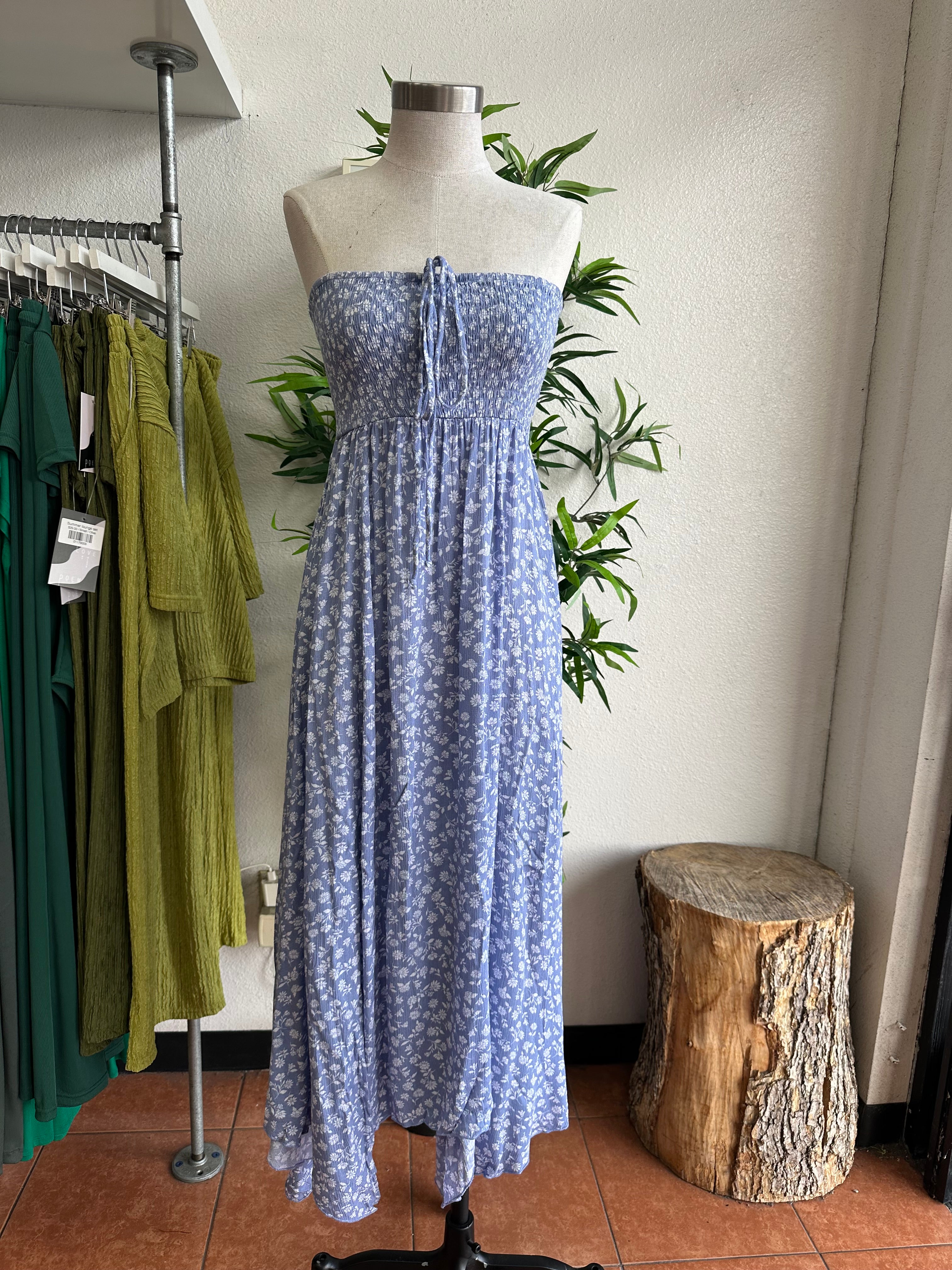 Halter maxi dress (blue)