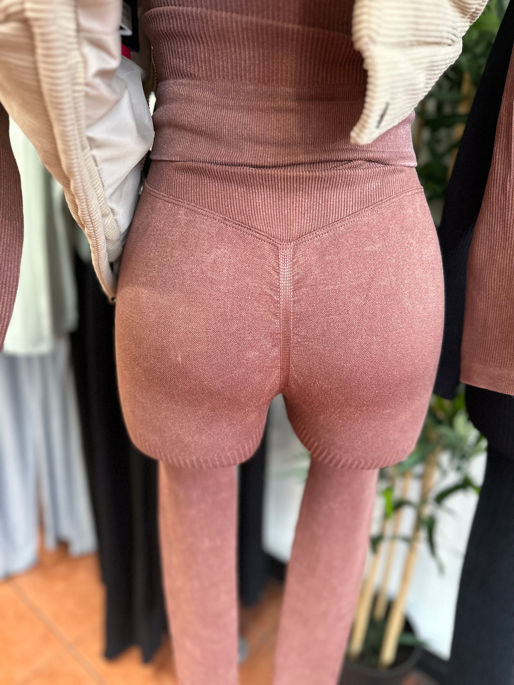 So ribbed set