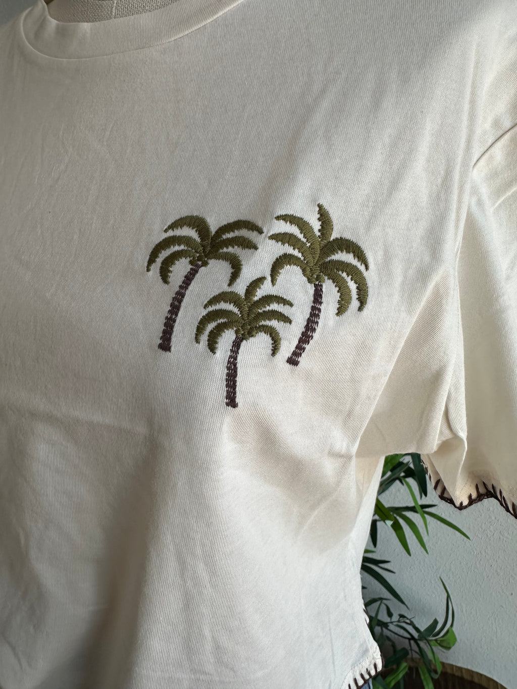 Paradise t shirt