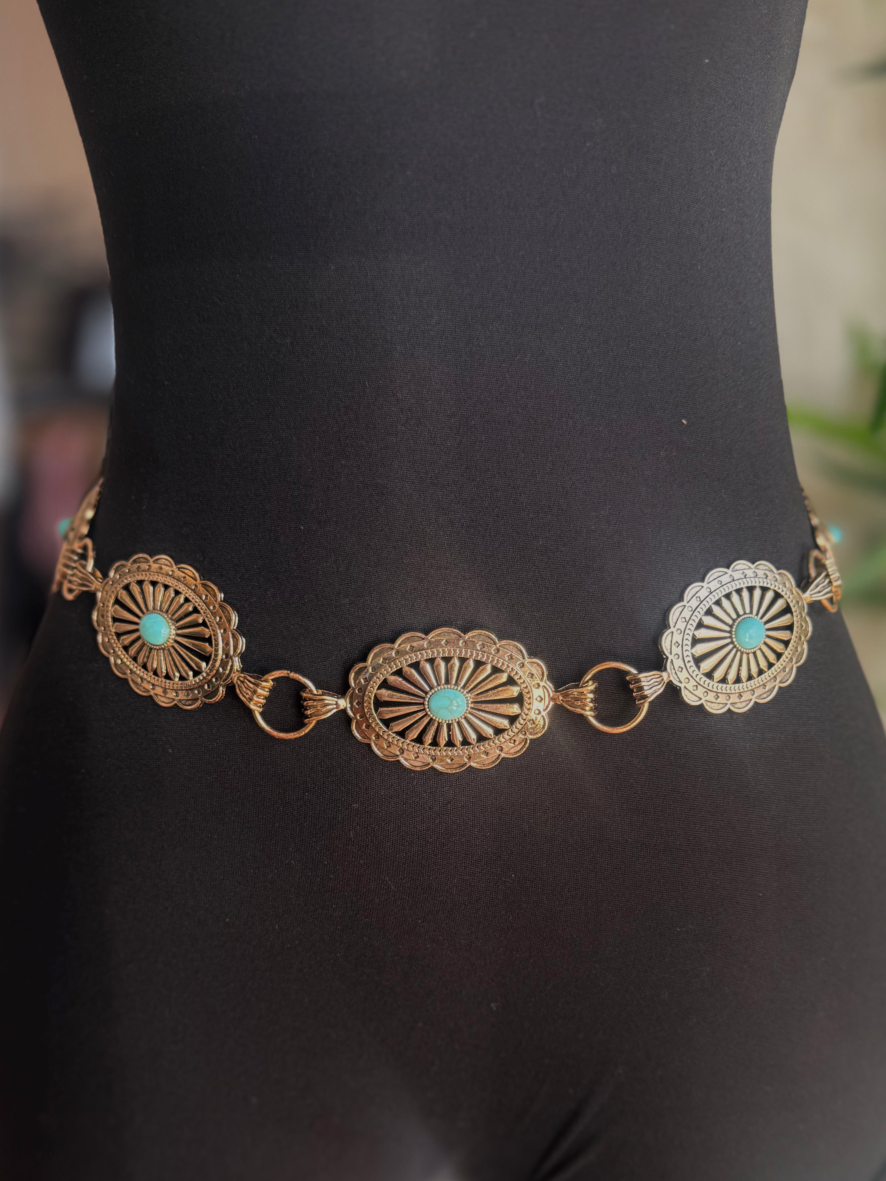 Western Oval Linked Concho Chain Belt (Turquoise Stones)