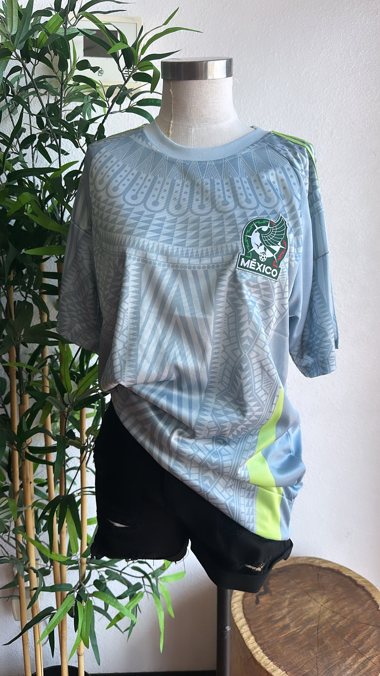 Mexico jersey (neon)