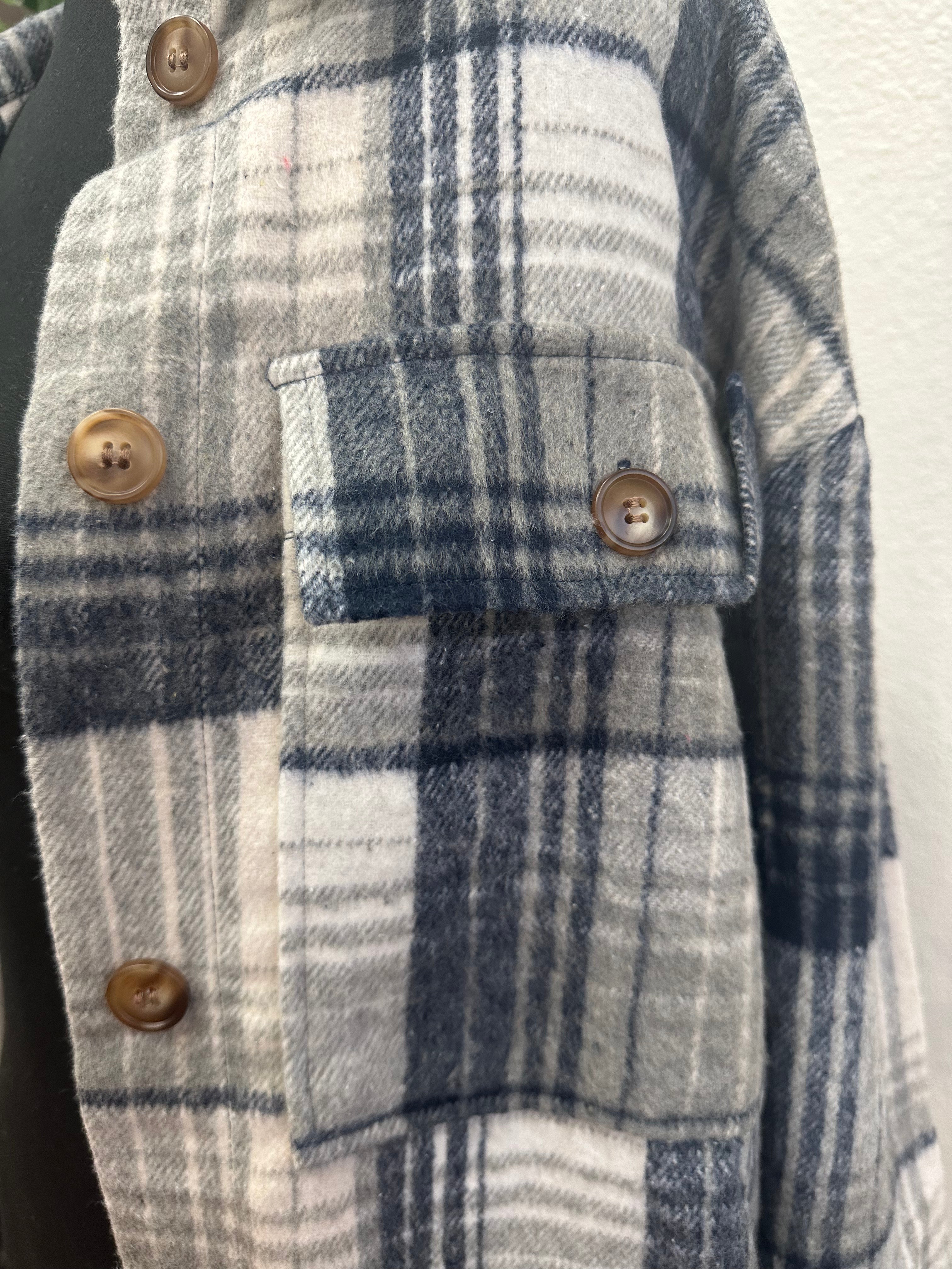 The perfect length Shacket Navy