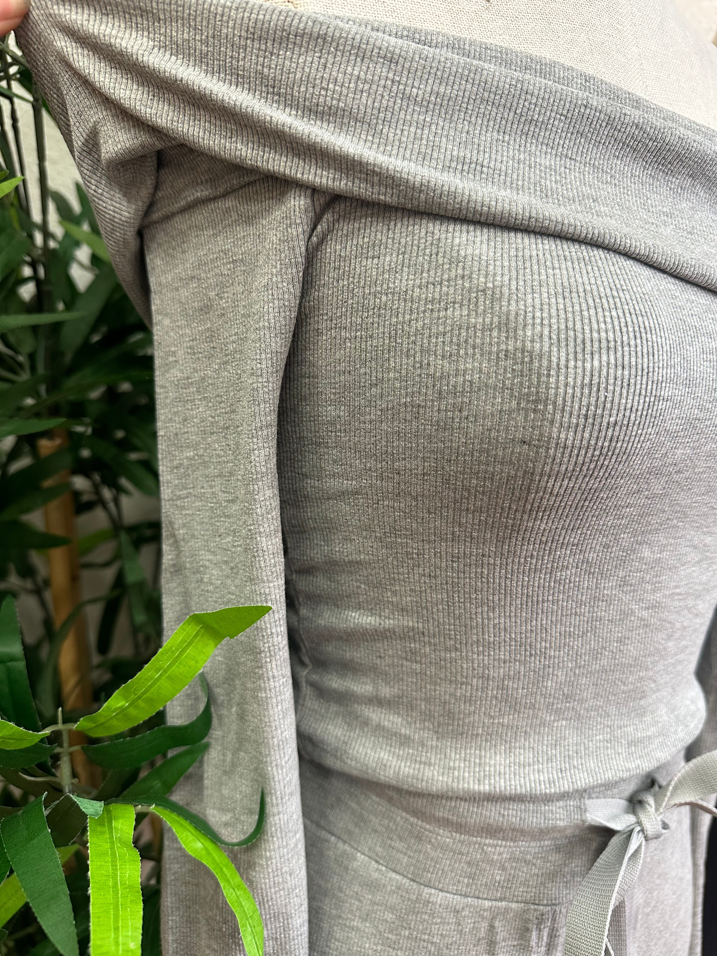 Off the shoulder set