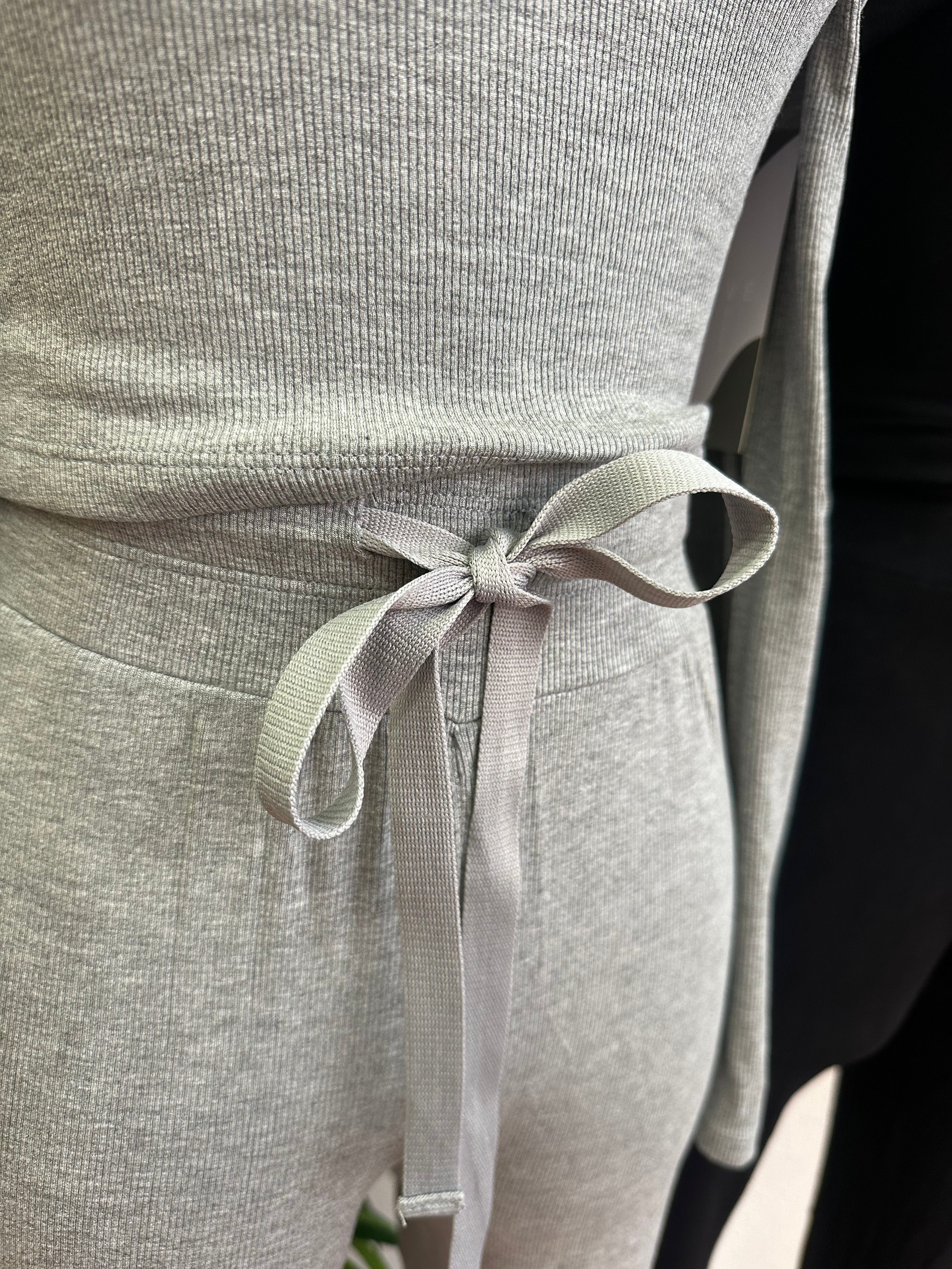 Off the shoulder set