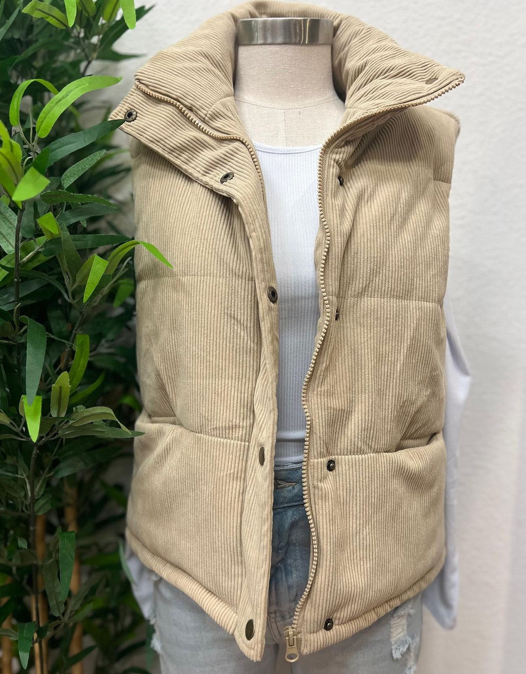 Corduroy Puffer Vest (3 colors)