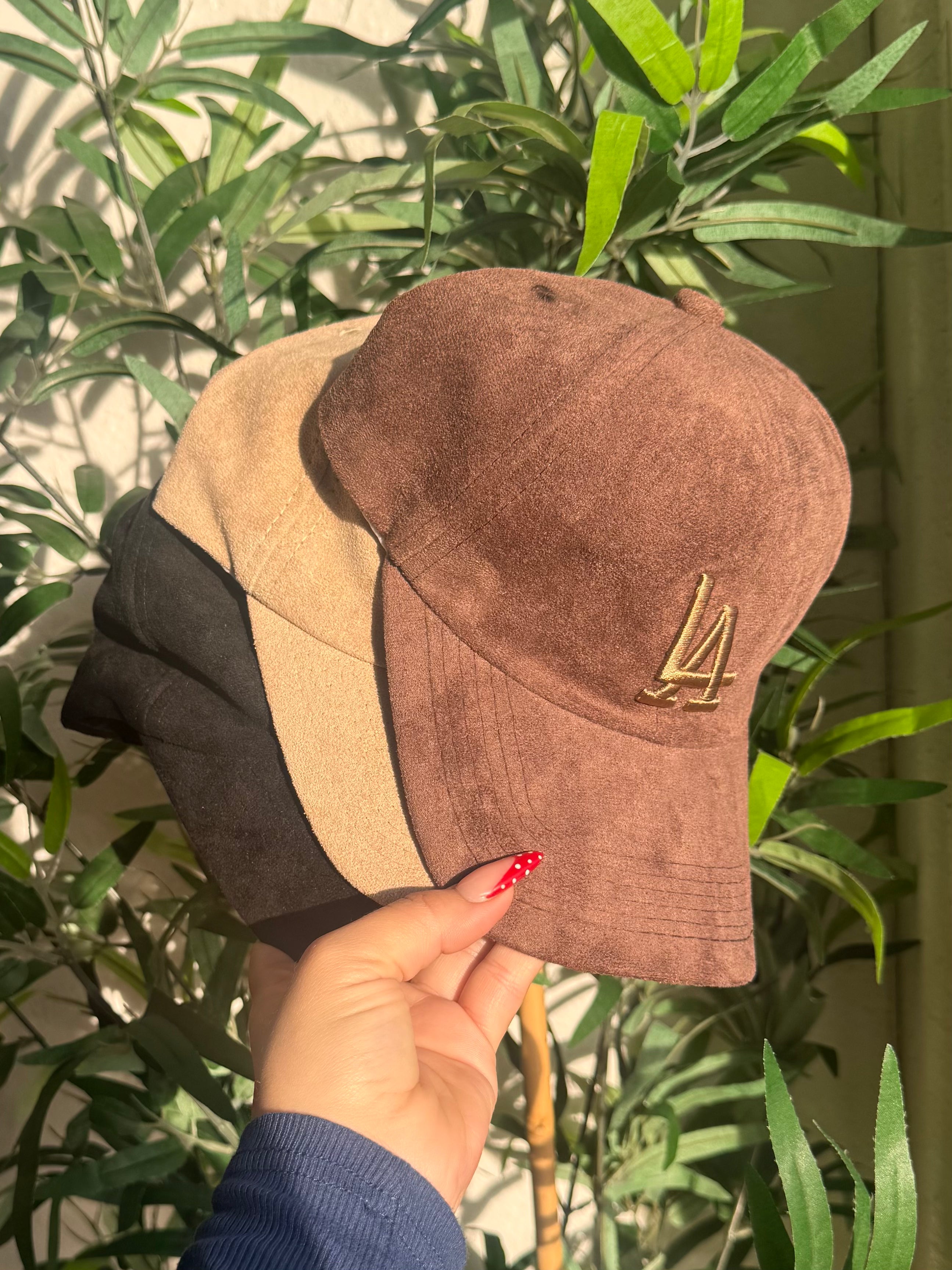 Suede LA Caps