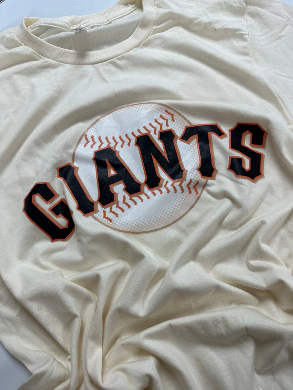 Giants (2 colors)