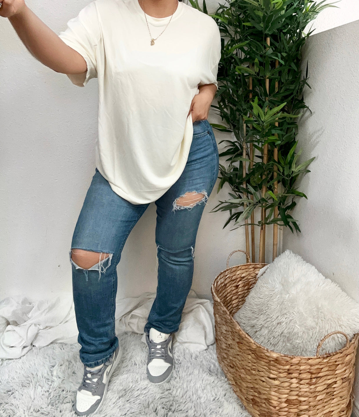 Ayleen Oversized Tee (Ivory)