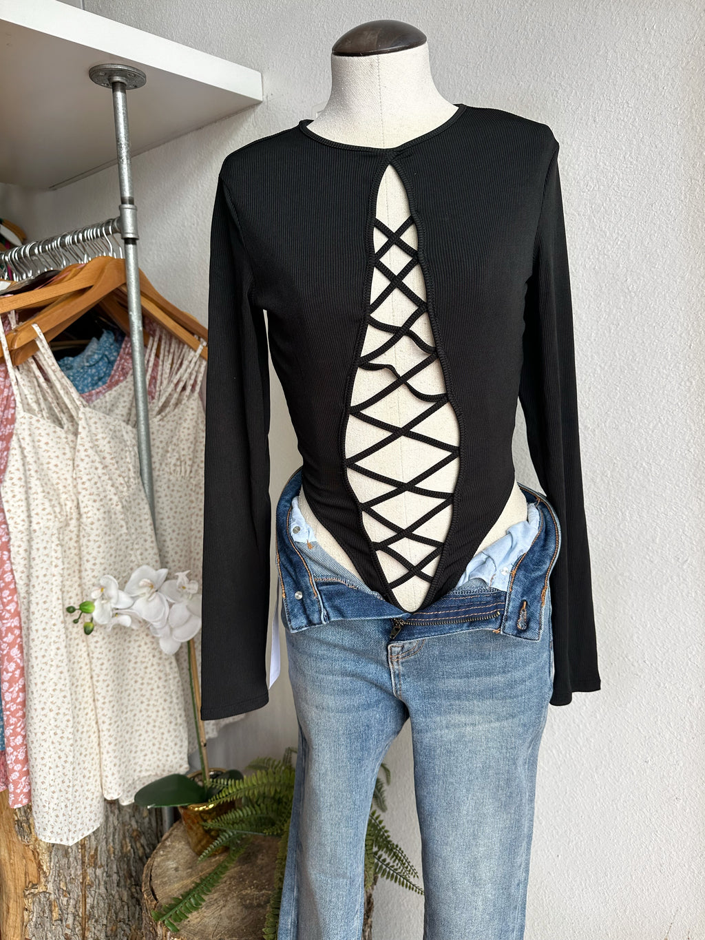 Take a peek bodysuit