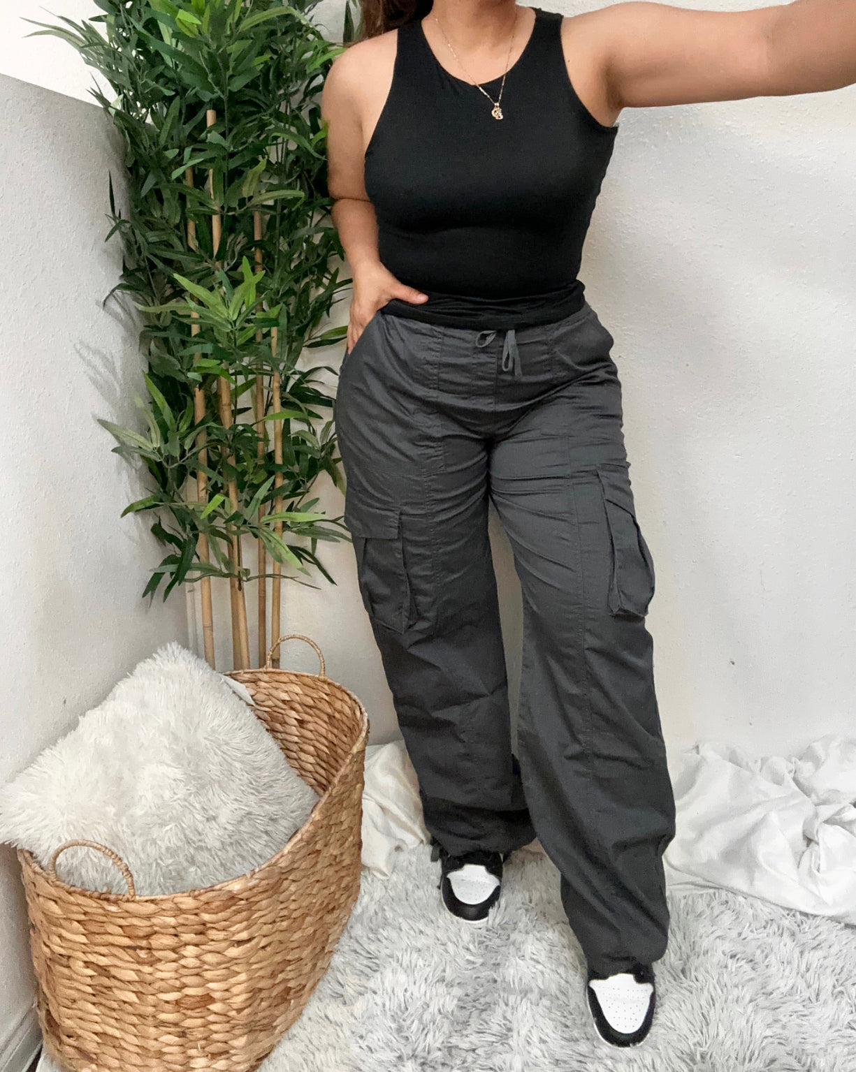 The Perfect Cargo Pants (charcoal)