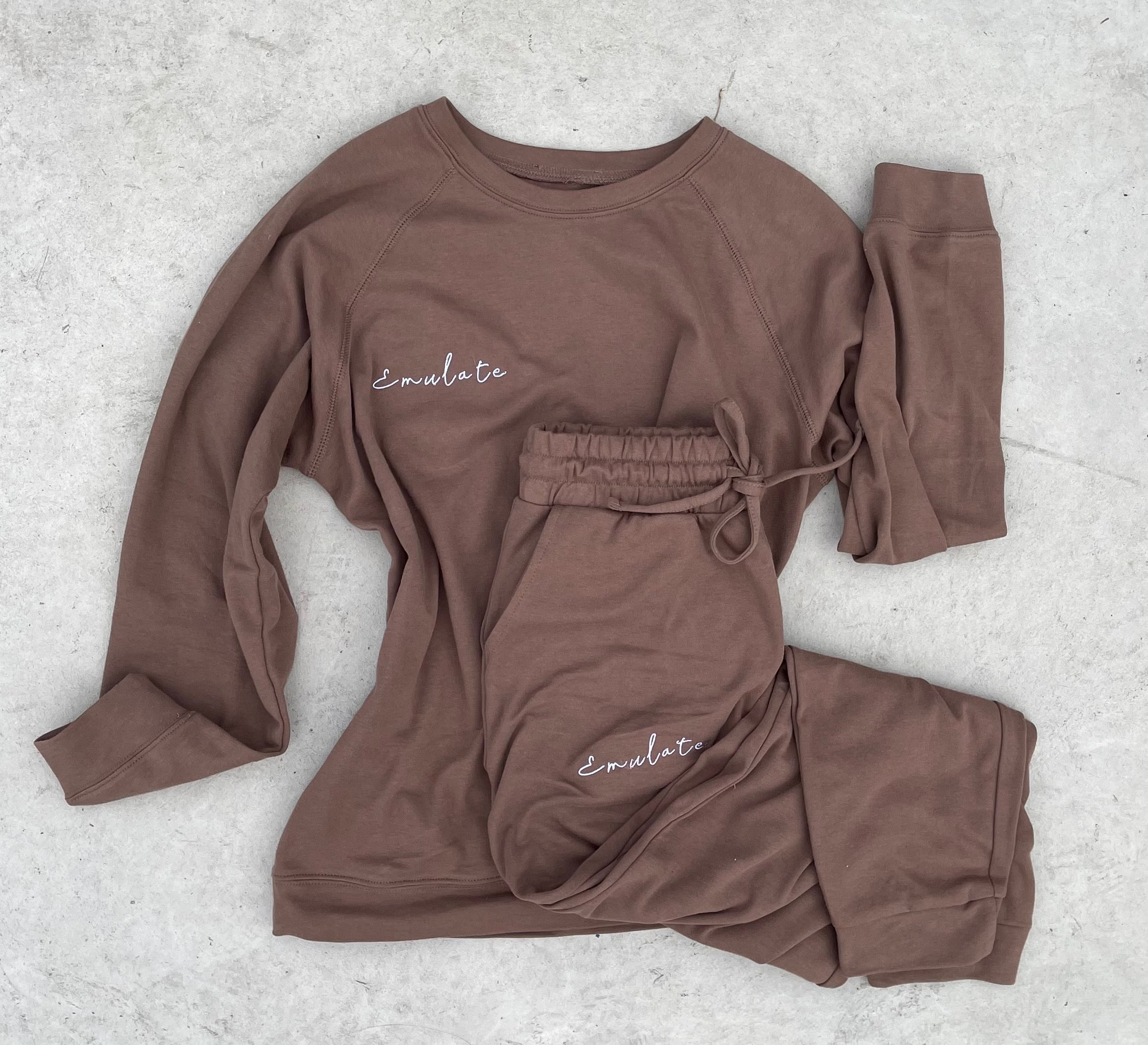 Emulate me set (mocha)