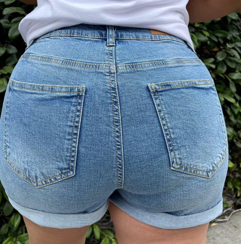 Short shorts (distressed)