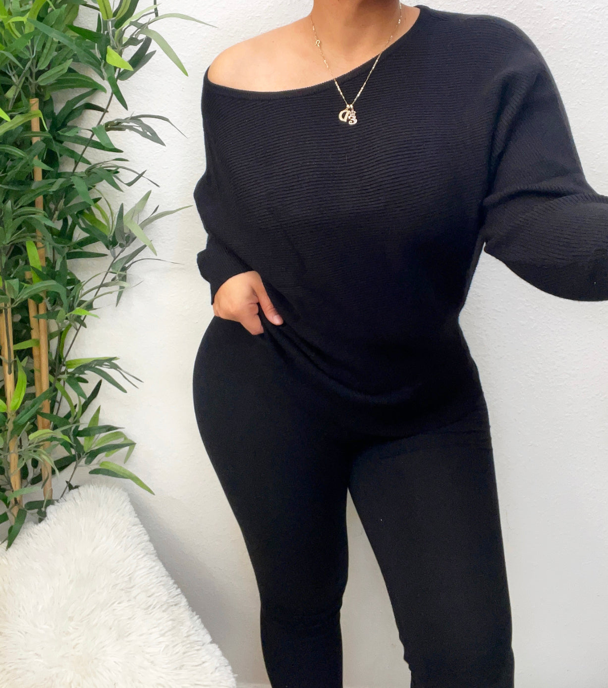 Eve off the shoulder sweater top black
