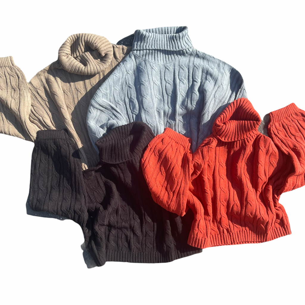 Snug knit sweater (black)