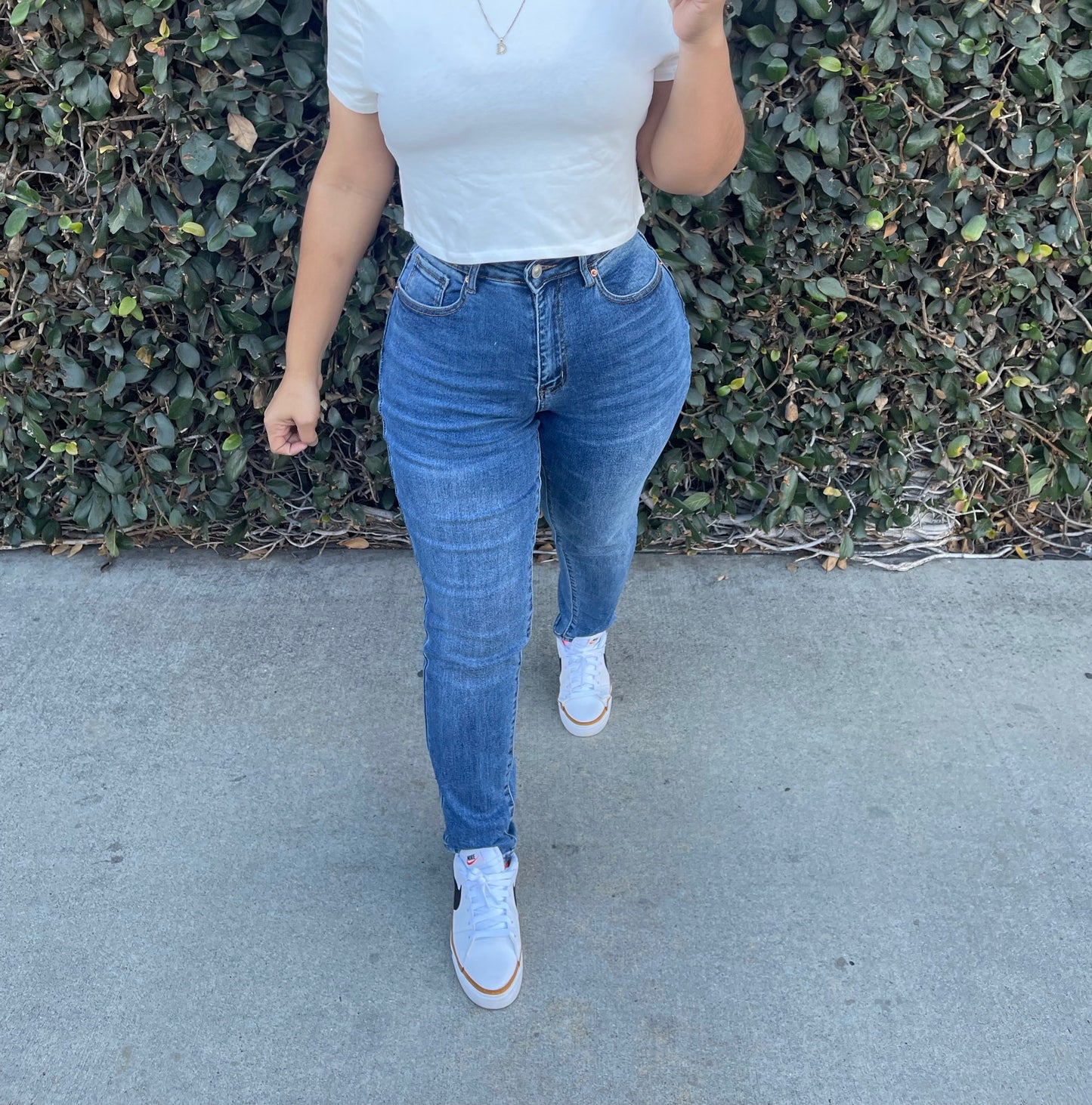 Modern mom jeans (no rips)