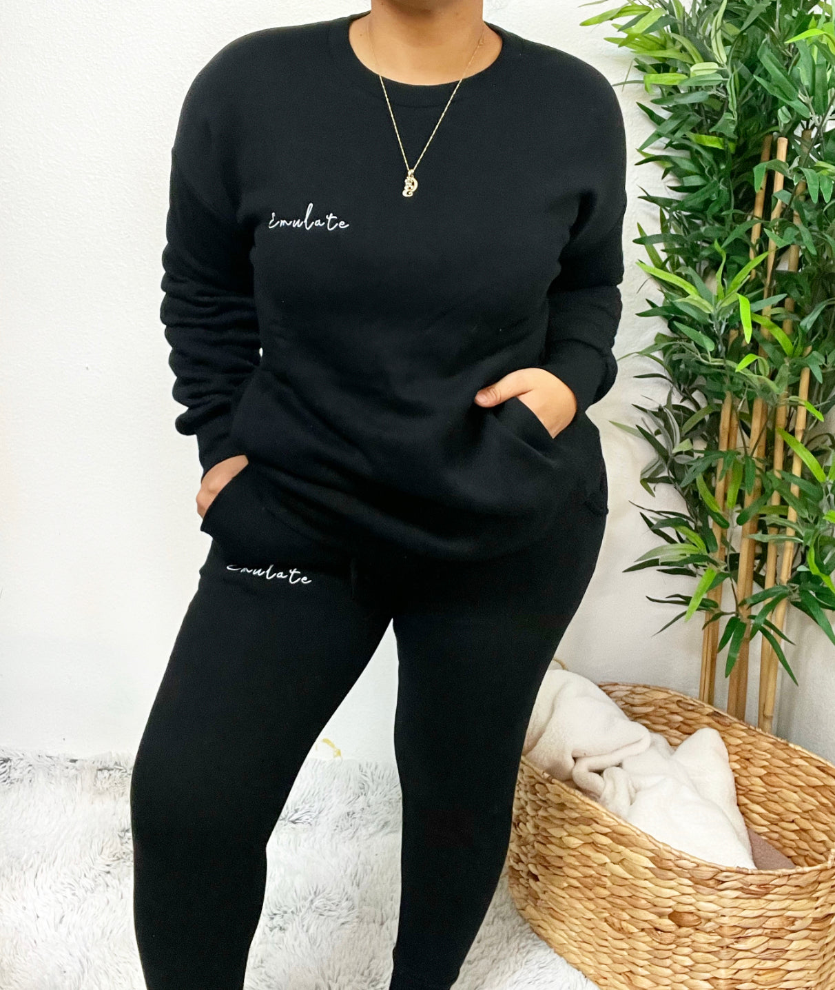 Emulate me set with pockets