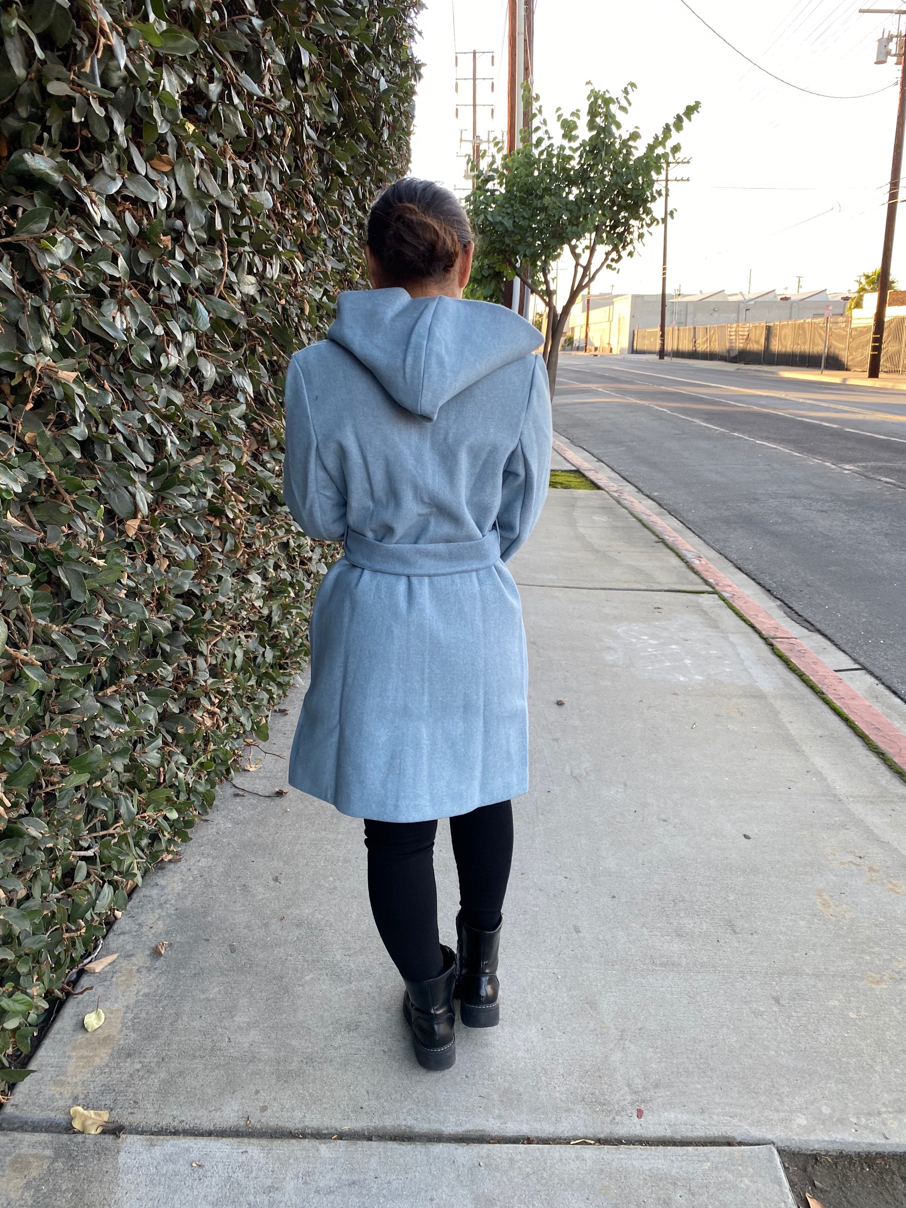 Cozy & Chic coat (light baby blue)