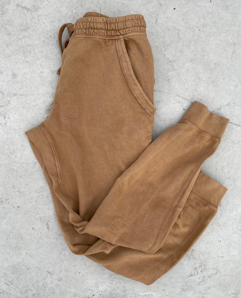 Day 4: Emulate vintage set (almond)