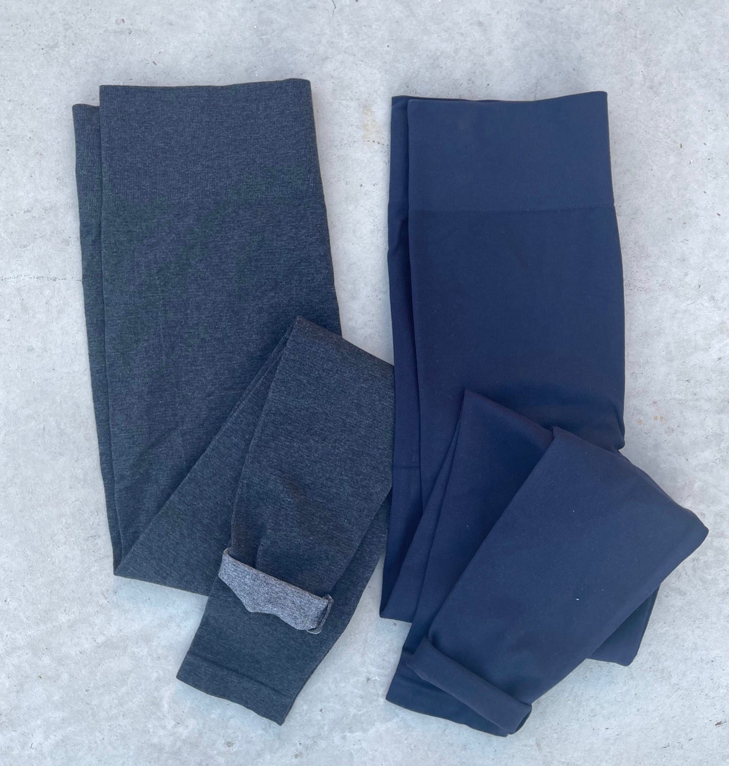 Must have compressed leggings PLUS size (navy)