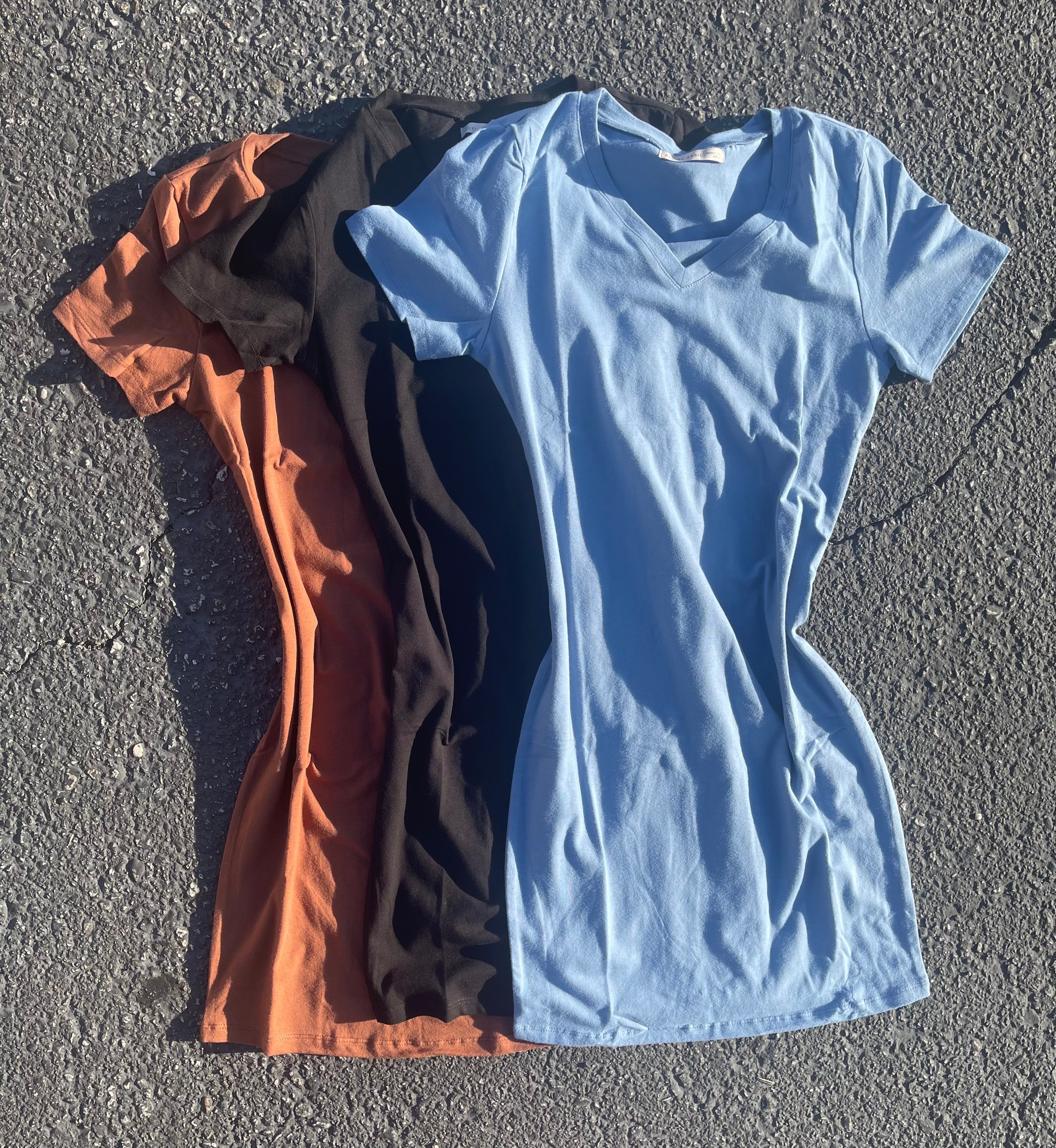 So simple t shirt dress (v-neck)